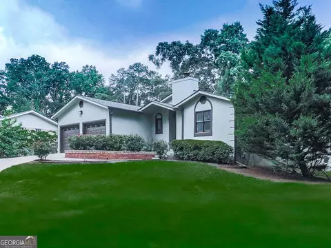 Exterior - 1310 Dillon Rd, Austell, GA 30168 photo 9 of 17