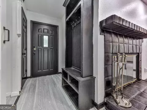 Entry Way - 1310 Dillon Rd, Austell, GA 30168 photo 1 of 2