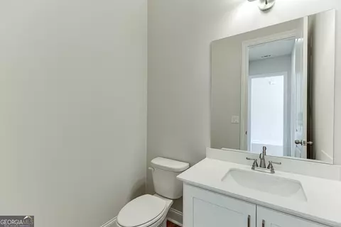 Bath - 452 Thunder Rd, Buford, GA 30518 photo 1 of 6
