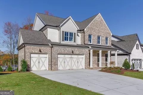 Exterior - 452 Thunder Rd, Buford, GA 30518 photo 3 of 6