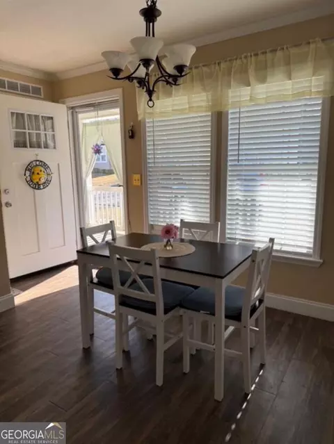 Dining - 50 Meadow View St, Newnan, GA 30263 photo 1 of 1