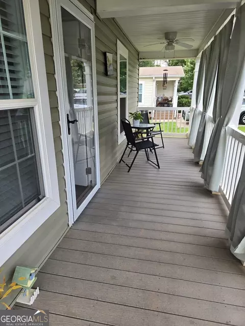 Exterior - 50 Meadow View St, Newnan, GA 30263 photo 3 of 6