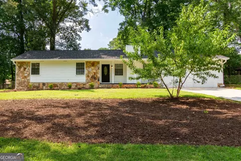 5003 Abbey Ln SW, Lilburn, GA 30047