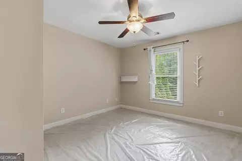 Bedroom - 5605 Viewpoint Ct, Suwanee, GA 30024 photo 7 of 11