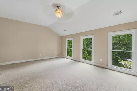 Bedroom - 5605 Viewpoint Ct, Suwanee, GA 30024 photo 9 of 11