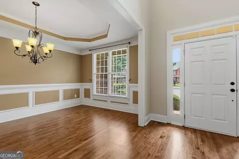 Entry Way - 5605 Viewpoint Ct, Suwanee, GA 30024 photo 2 of 4