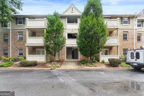 6900 Roswell Rd #Q17, Sandy Springs, GA 30328