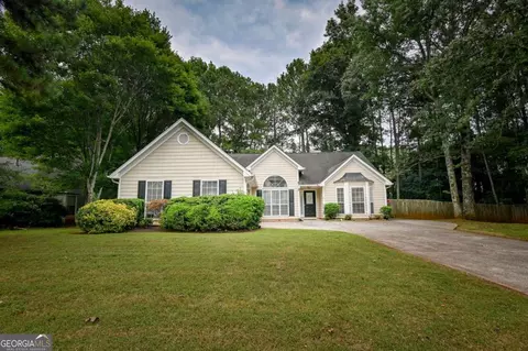 680 Trellis Pond Ct, Lawrenceville, GA 30043