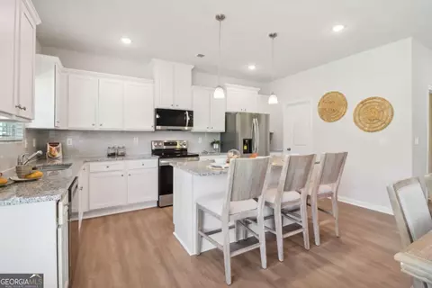 Kitchen - 11878 Rizvan Pl, Covington, GA 30014 photo 1 of 2