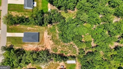 View/Area - 121 Red Oak Dr, Barnesville, GA 30204 photo 2 of 3