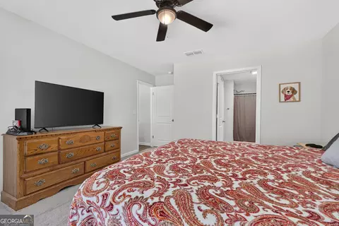 Bedroom - 121 Red Oak Dr, Barnesville, GA 30204 photo 8 of 8