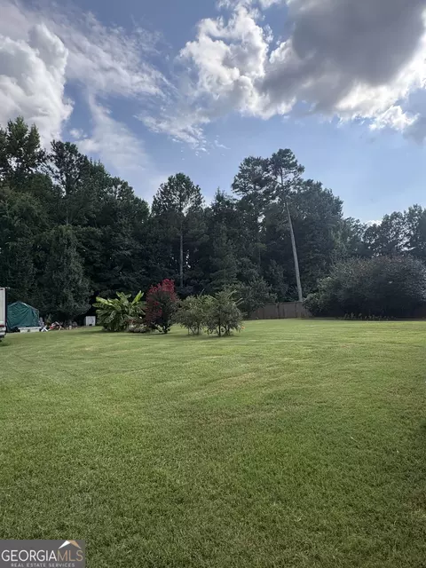 Exterior - 30 Oakbrook Ln, Covington, GA 30016 photo 2 of 3