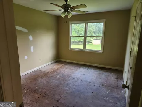 Bedroom - 2601 Sims Kidd Rd, Comer, GA 30629 photo 1 of 1