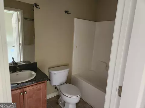 Bath - 2601 Sims Kidd Rd, Comer, GA 30629 photo 1 of 1