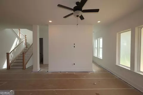 Living - 4920 Beechnut Cir, Cumming, GA 30028 photo 2 of 2