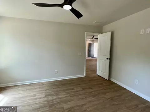 Bedroom - 239 Stancil Dr, Toccoa, GA 30577 photo 2 of 4