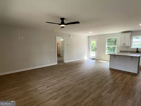 Living - 239 Stancil Dr, Toccoa, GA 30577 photo 1 of 4