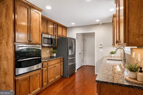 Kitchen - 218 Prominent Loop, Mcdonough, GA 30253 photo 1 of 4