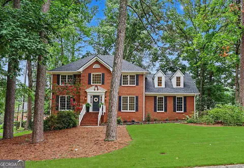5250 Beech Forest Dr SW, Lilburn, GA 30047