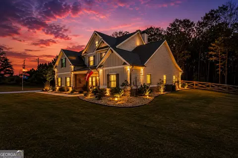 Exterior - 2100 Stonegate Way, Monroe, GA 30656 photo 7 of 14