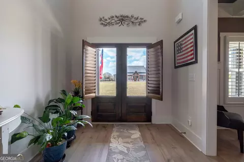 Entry Way - 2100 Stonegate Way, Monroe, GA 30656 photo 2 of 4
