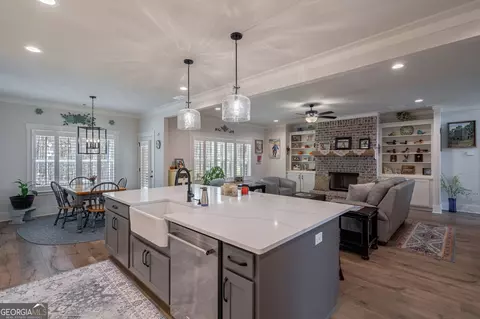 Kitchen - 2100 Stonegate Way, Monroe, GA 30656 photo 5 of 7