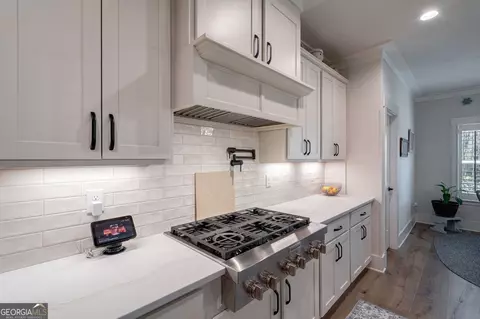 Kitchen - 2100 Stonegate Way, Monroe, GA 30656 photo 6 of 7