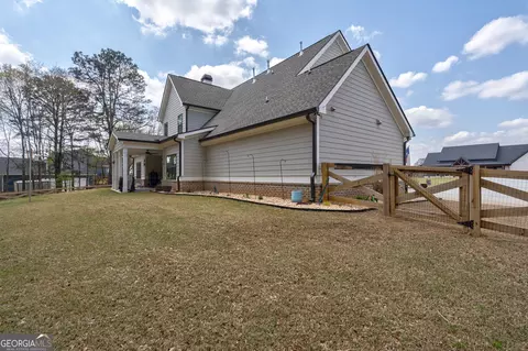 Exterior - 2100 Stonegate Way, Monroe, GA 30656 photo 11 of 14
