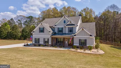 Exterior - 2100 Stonegate Way, Monroe, GA 30656 photo 5 of 14