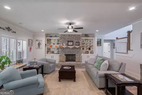 Living - 2100 Stonegate Way, Monroe, GA 30656 photo 2 of 3