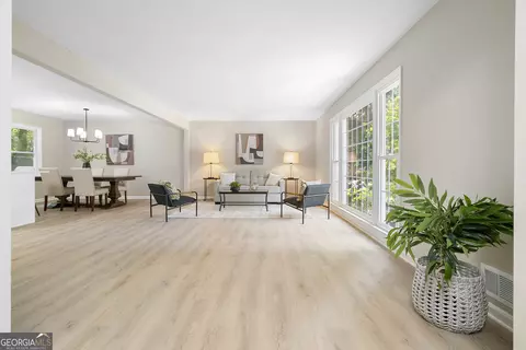 Living - 1973 Pine Tree Trl, Gainesville, GA 30501 photo 1 of 2