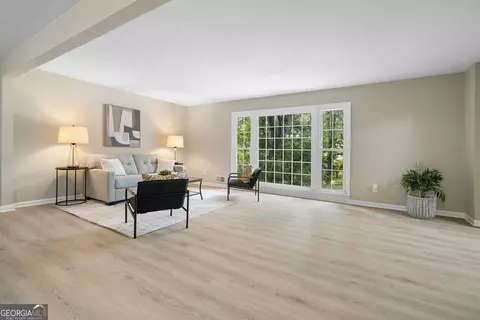 Living - 1973 Pine Tree Trl, Gainesville, GA 30501 photo 2 of 2