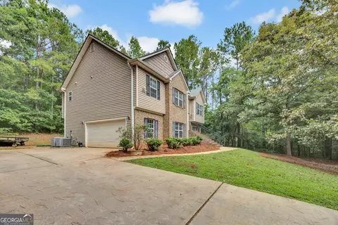 Exterior - 200 Cedar Rd, Covington, GA 30016 photo 10 of 12