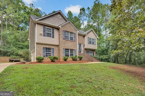 Exterior - 200 Cedar Rd, Covington, GA 30016 photo 11 of 12