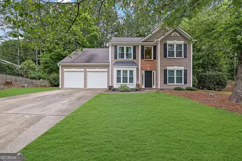 8011 Huntcliff Rd, Woodstock, GA 30189