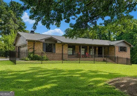 381 Chicopee Dr NE, Marietta, GA 30060