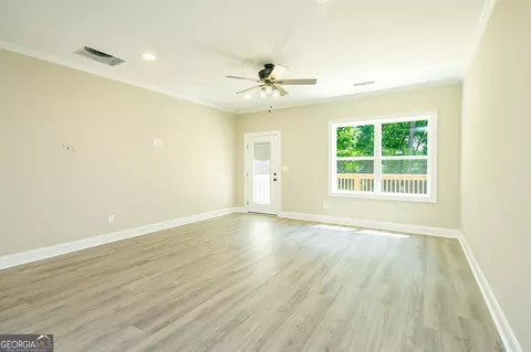 Living - 5342 Monarch Dr, Gainesville, GA 30506 photo 3 of 4