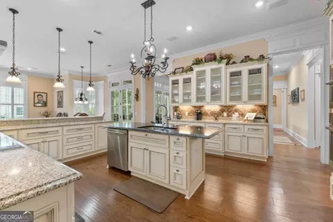 Kitchen - 3 Cobham, Pooler, GA 31322 photo 3 of 5