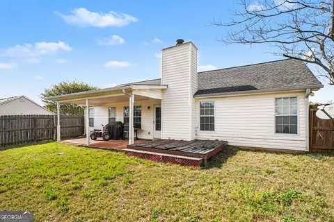 Exterior - 2305 Sugarleaf Trl, Hampton, GA 30228 photo 4 of 4