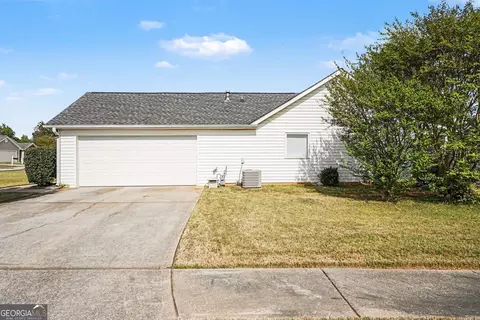 Exterior - 2305 Sugarleaf Trl, Hampton, GA 30228 photo 3 of 4