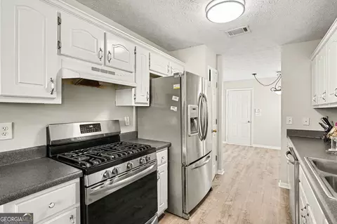 Kitchen - 2305 Sugarleaf Trl, Hampton, GA 30228 photo 3 of 3
