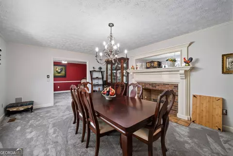 Dining - 186 Kingston Rd, Colbert, GA 30628 photo 3 of 3