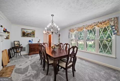 Dining - 186 Kingston Rd, Colbert, GA 30628 photo 1 of 3