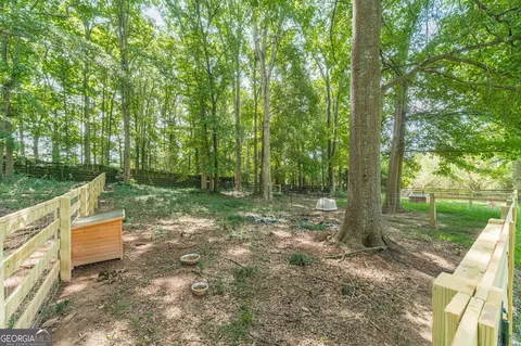Exterior - 186 Kingston Rd, Colbert, GA 30628 photo 22 of 24