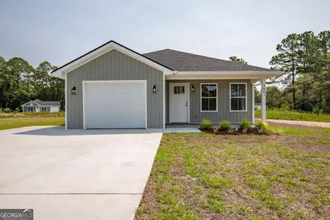 1061 Cassina Garden Way, Darien, GA 31305