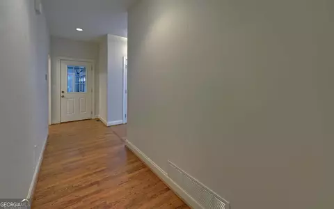 Entry Way - 4151 Summit Chase, Gainesville, GA 30506 photo 1 of 4