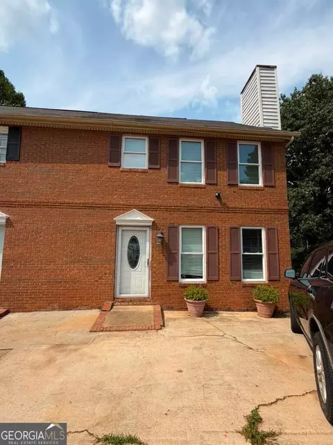 4855 Indian Crest Ct NW, Lilburn, GA 30047