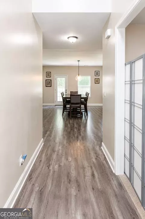 Entry Way - 2331 Foxy Dr, Bethlehem, GA 30620 photo 3 of 8