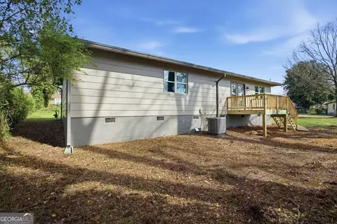 Exterior - 16 Rosenwald Dr, Hampton, GA 30228 photo 4 of 5