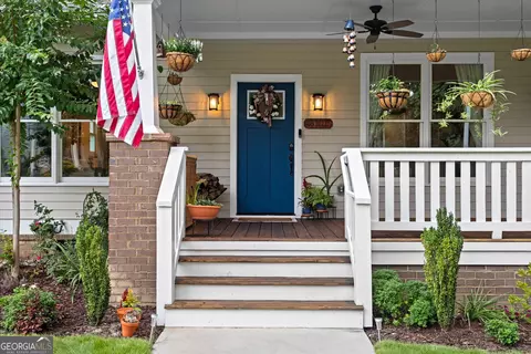Exterior - 408 Bell St, Monroe, GA 30655 photo 2 of 7